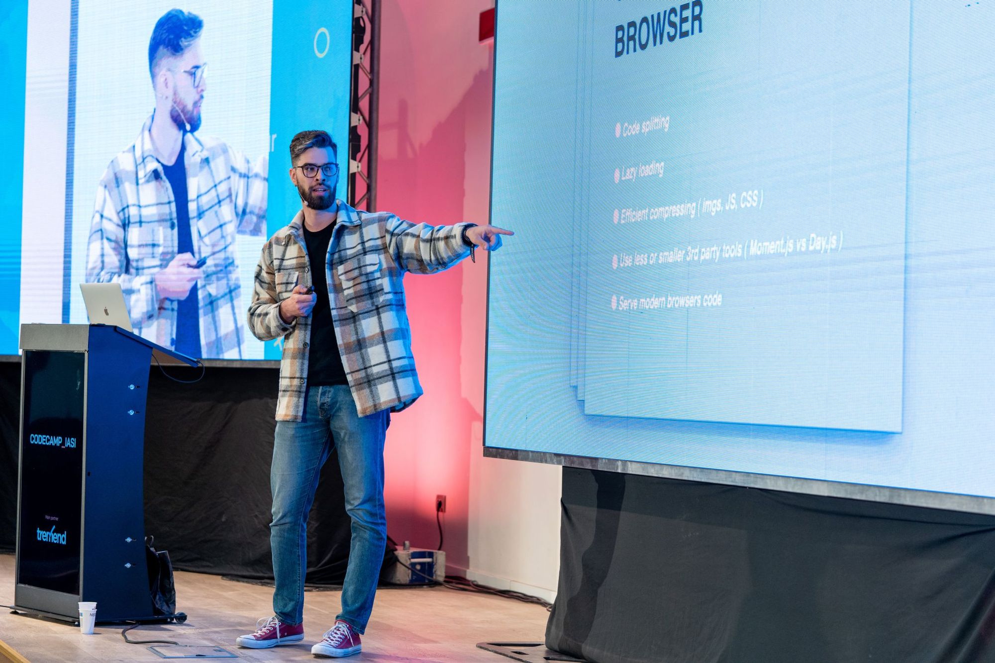 Andrei Ilinca speaking at Codecamp